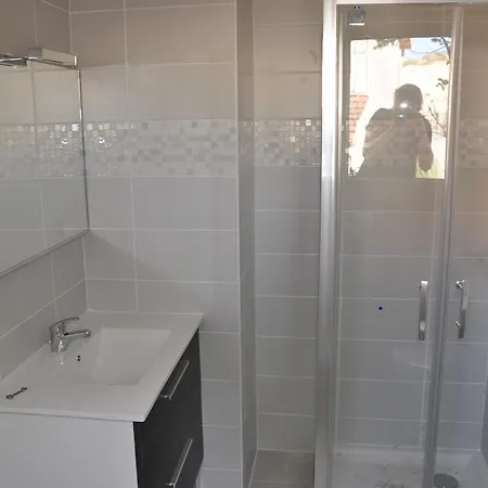Appartement Rez De Chaussee Avec Terrasse